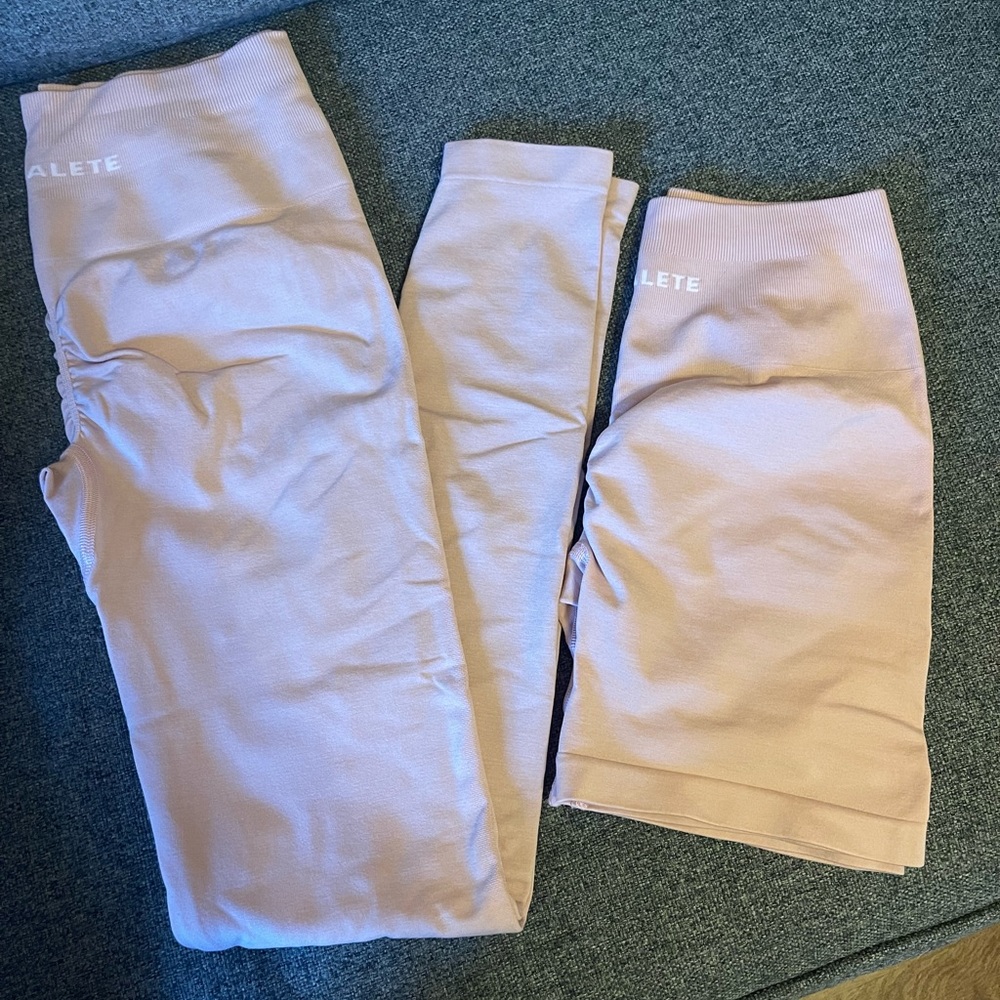 Alphalete Leggings/Shorts